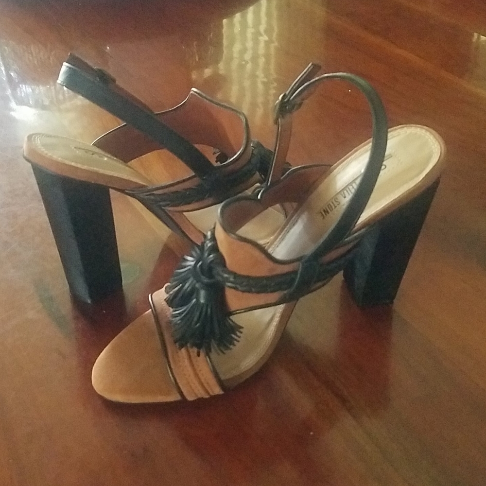 Tassel heeled sandals size 9